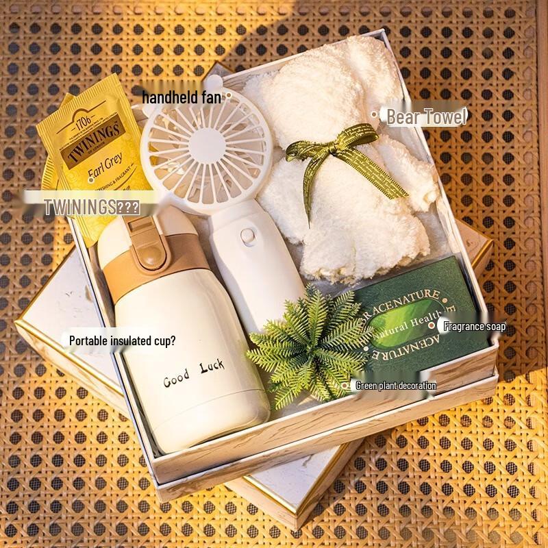 Premium Employee Gift Set 9