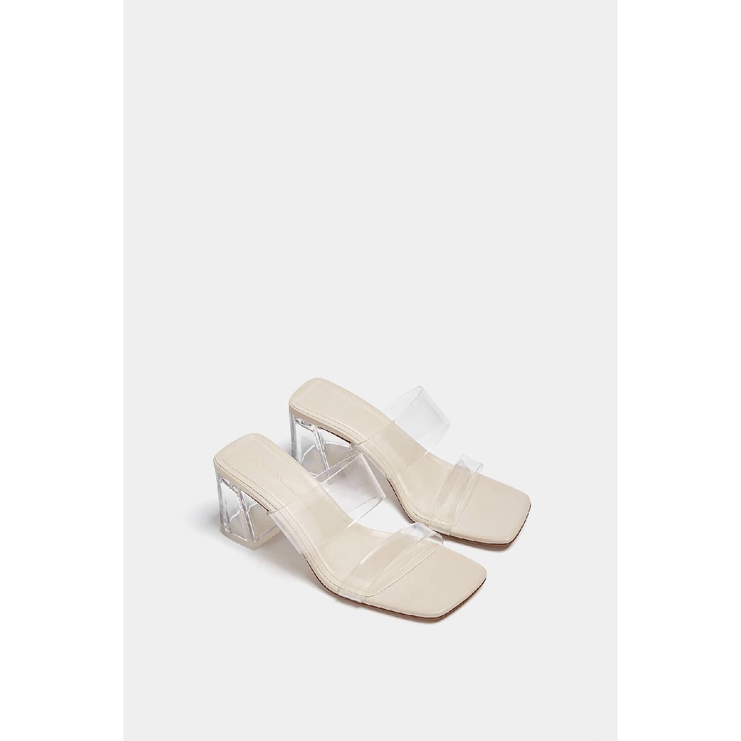 

виниловые босоножки на каблуке