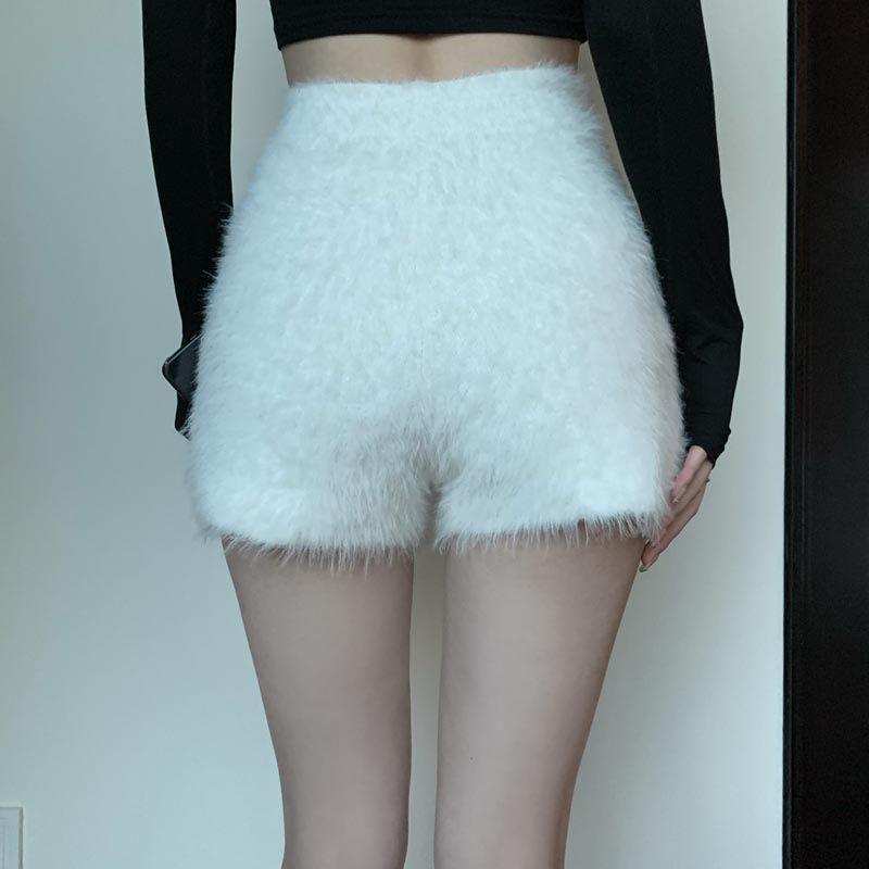 Woman Sexy Shorts Furry Casual Slim Shorts Women's Autumn Winter High Waist Stretch Knit Shorts