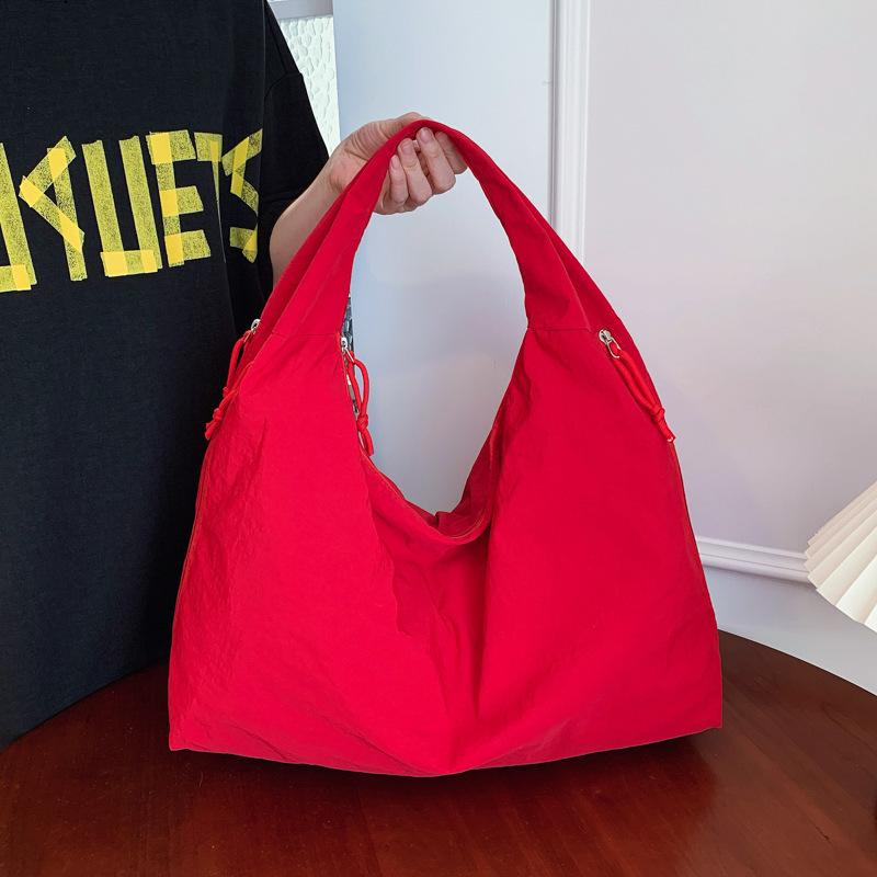 Large Capacity Popular Temperament Underarm Bag 2025 New Fashion Nylon Shoulder Bag Retro Handbag