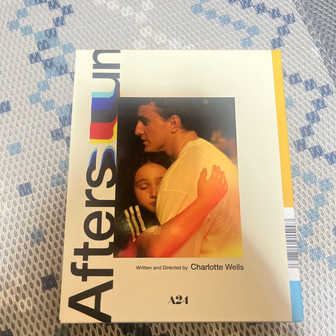 

[USED] A24 AFTERSUN Blu-Ray with Artbook
