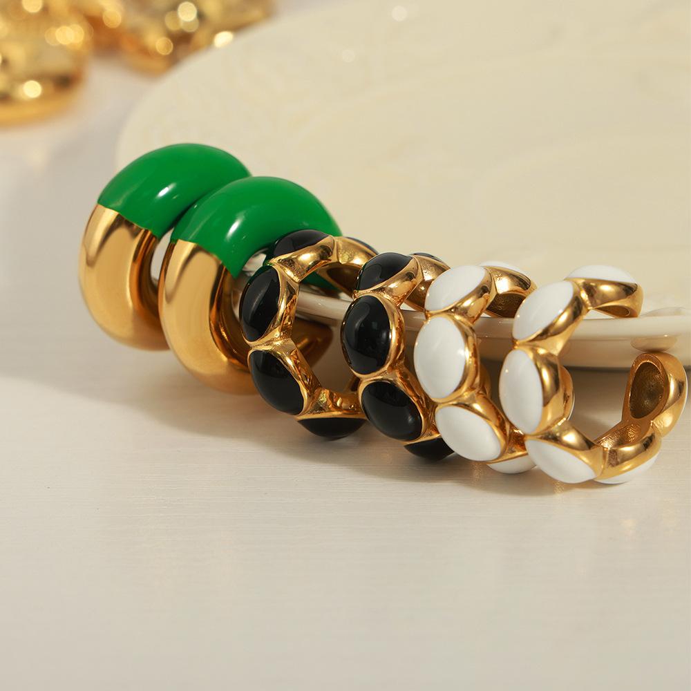 Fashion And Popular Retro Earrings Titanium Steel Plated 18K Gold Weight Color Glaze Ear Clips French Light Luxury Design Earrings Series