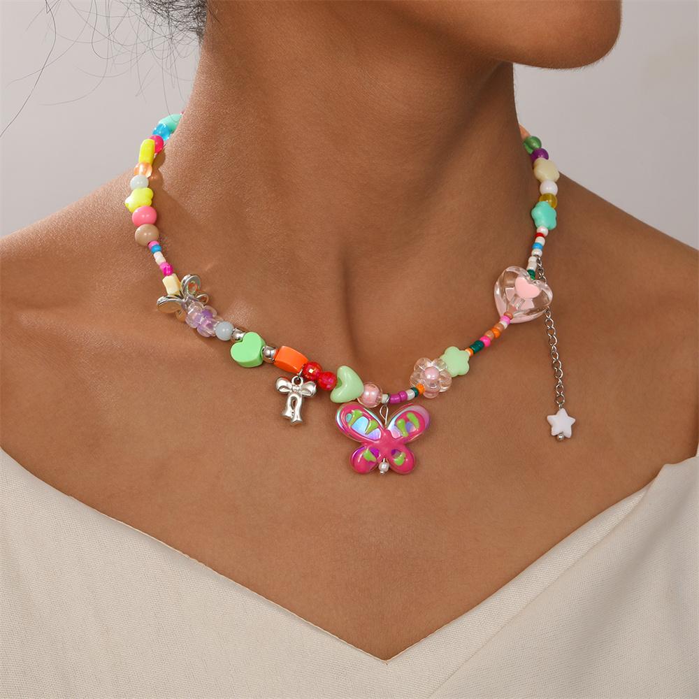 Boho Colorful Love Heart Beaded Necklace For Women Fashion Dopamine Girls Resin Clavicle Chain Choker Jewelry Y2K Accessories