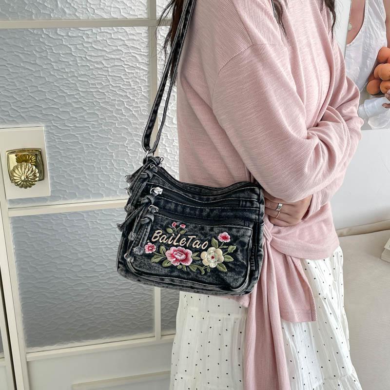 Borsa a Tracolla in Denim da Donna con Ricamo di Gattino Cartone Animato e Multi-scomparti