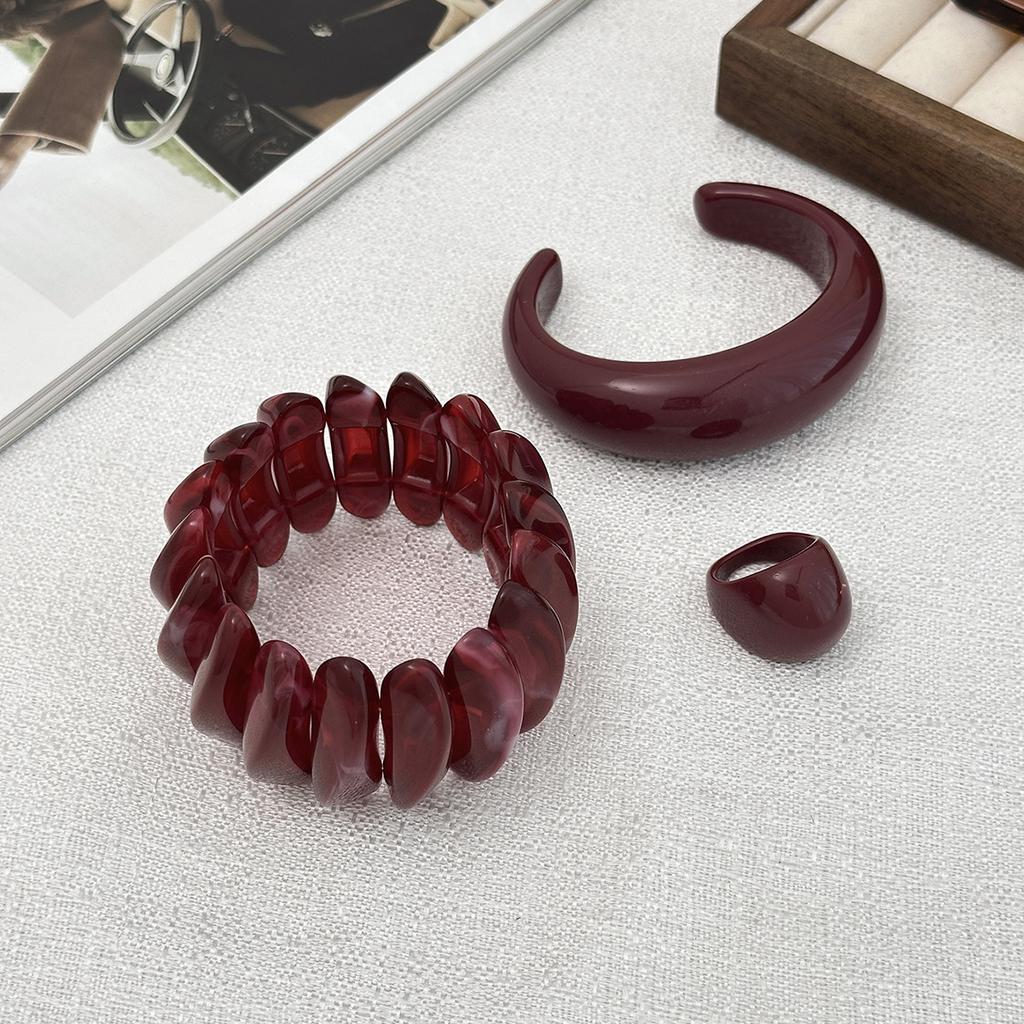 Vintage Hong Kong Style Wine Red Open Bracelet Ins Irregular Shaped Resin Elastic Bracelet