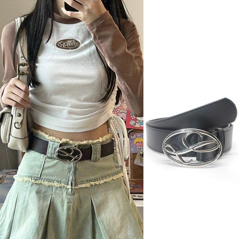 Chic Minimalist Black Metal Buckle Belt For Women Contemporary Geometric Design
