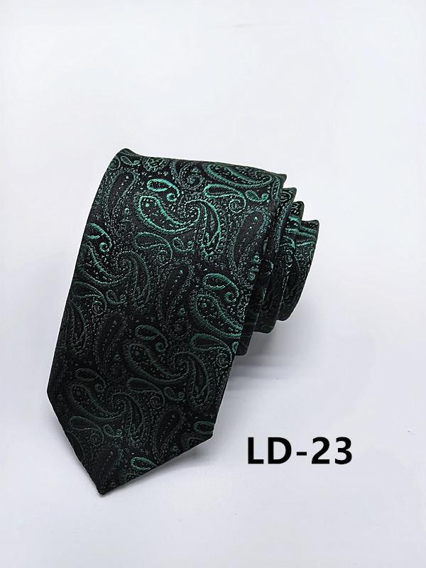 Handmade Paisley Tie for Trendy Gentlemen