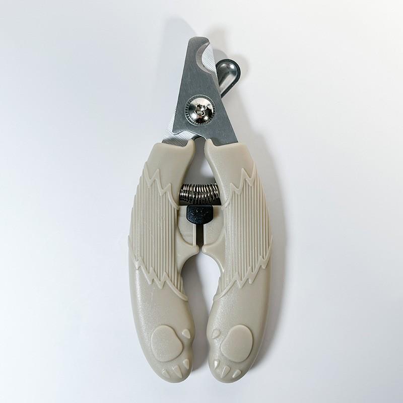Pet Nail Clippers with Round Hole for Cats and Dogs - Ideal for Small and Medium Breeds