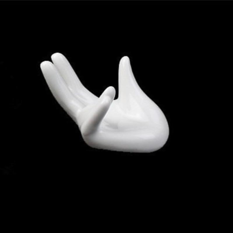 1pc  Ceramic Desktop Decorations Hand Rest Display Stand Base Cigar Armrest White Porcelain Buddha Hand Holding Kung Fu Tea Set