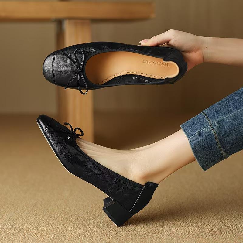 Soft Leather Handmade Women's Shoes New Round Head Shallow Mouth Thin Cowhide Flat Single Shoes Women's Ballet Shoes