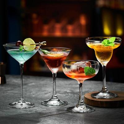 Europese Stijl Glazen Wijn- en Cocktailglazen