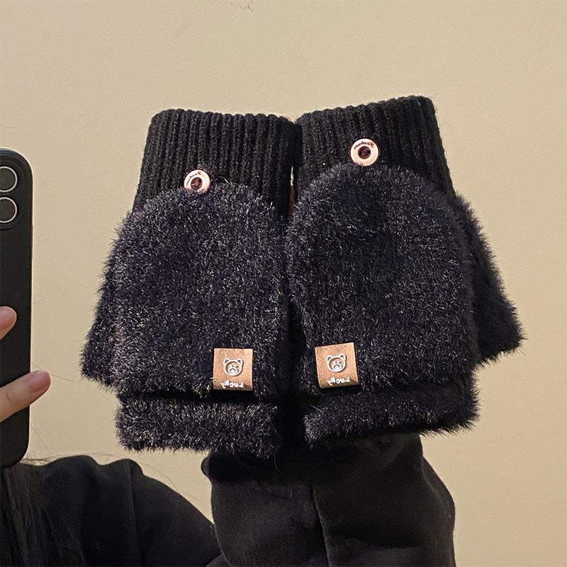 

Взимку 2025 року відкритий палець можна перекинути на половину пальця, а білі плюшеві рукавички для жінок потовщені для збереження тепла. one size fits all чорний
