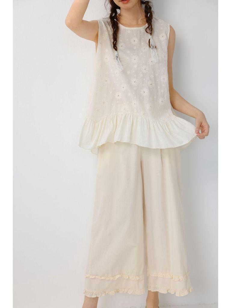 Spring/Summer Japanese Sweet Loose Lace Vest - Age-Reducing, Irregular Embroidery, Casual & Versatile Women's Top