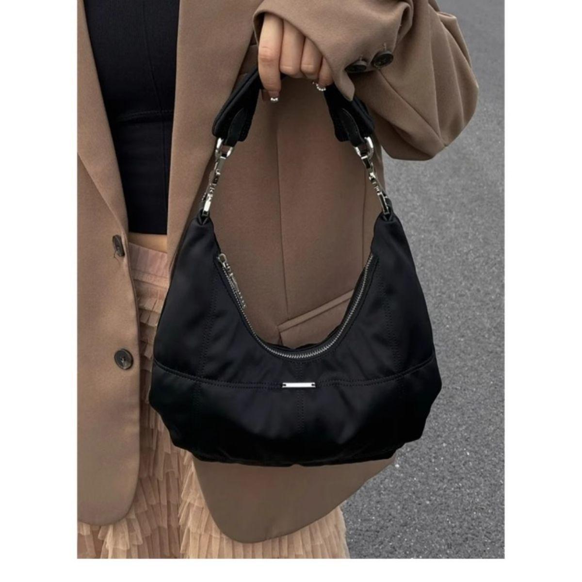 Bag Women S Retro Black Dark Cloud Bag Niche Design Underarm Bag Portable Shoulder Bag Crescent Bag Tide