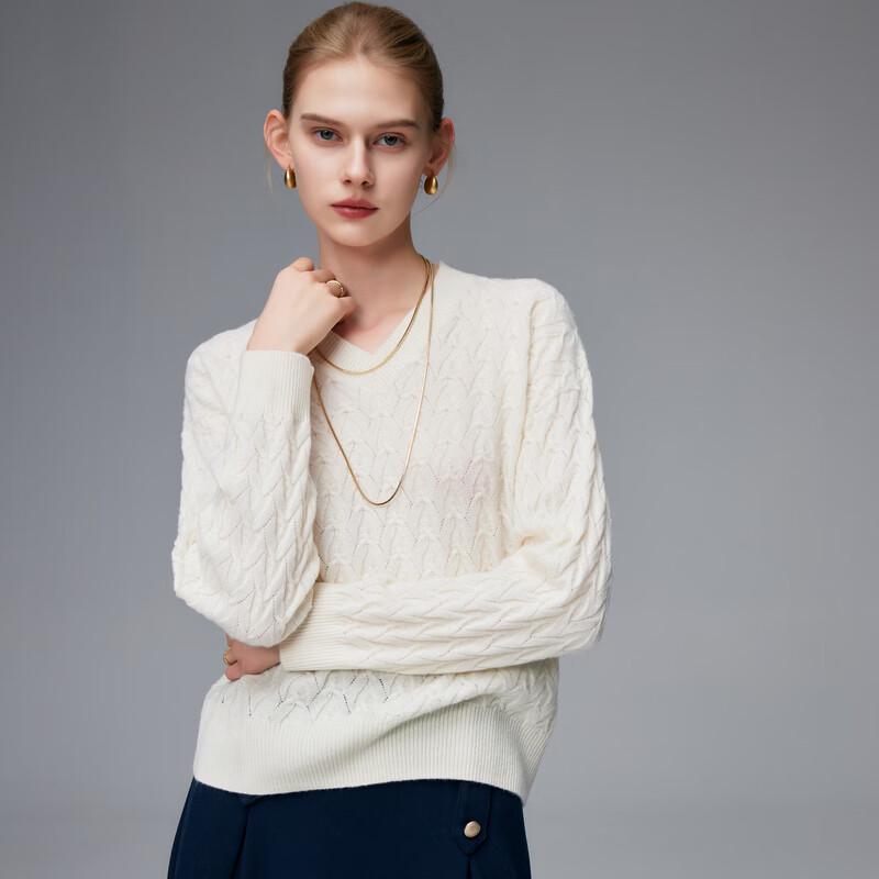 Paro Women's 100% Cashmere Cable Knit V-Neck Sweater