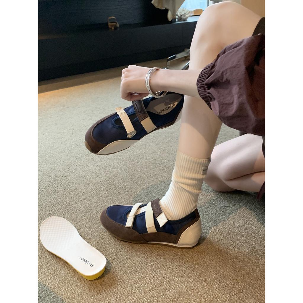 Cowhide version of grape mother with the same water drop hollow double Velcro color matching ballet Mary Jane shoes women's casual sports shoes