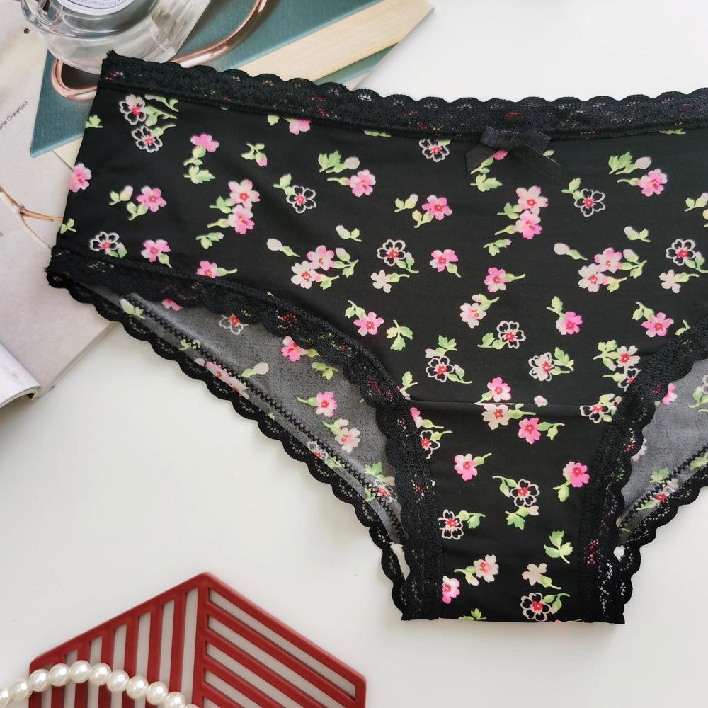 Special Clearance: Skin-Friendly, Seamless Quick-Dry Mid-Rise Women's Pink Silk Nylon Triangle Panties