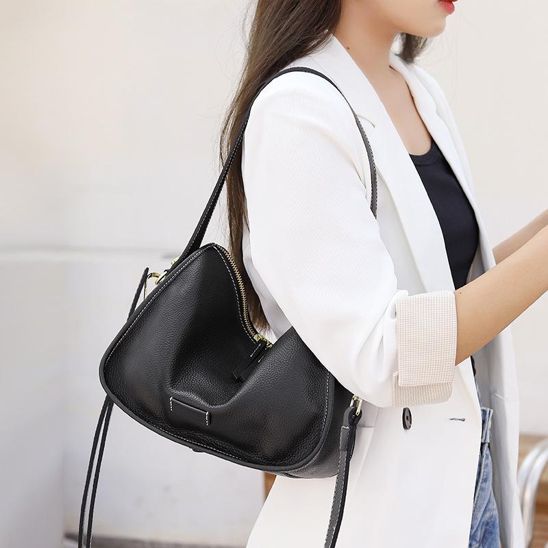 First Layer Cowhide Bag for Women's New Leather Pillow Bag Retro Simple Versatile Shoulder Bag Commuting Underarm Bag