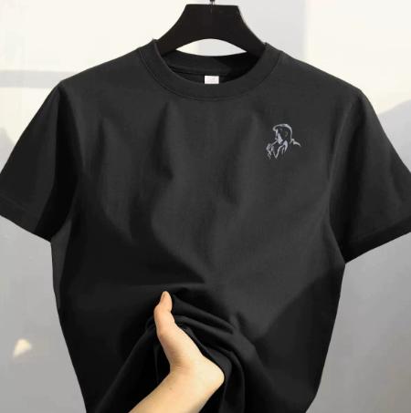A men s short-sleeved t-shirt with a solitary pattern, suitable for both men and women, made of pure cotton. S