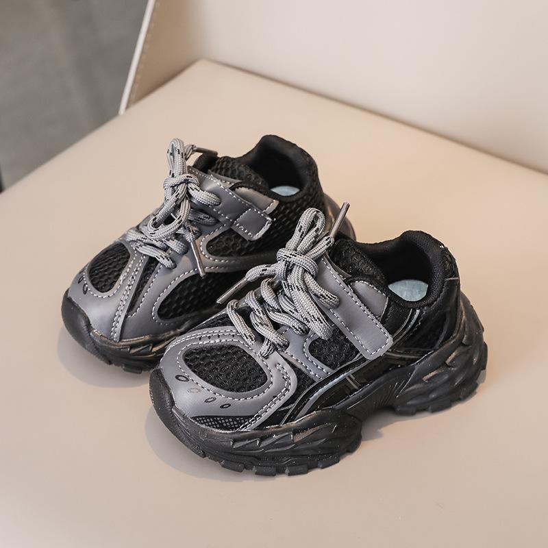 Children's shoes 2025 autumn new boys Velcro sneakers mesh breathable girls running shoes versatile