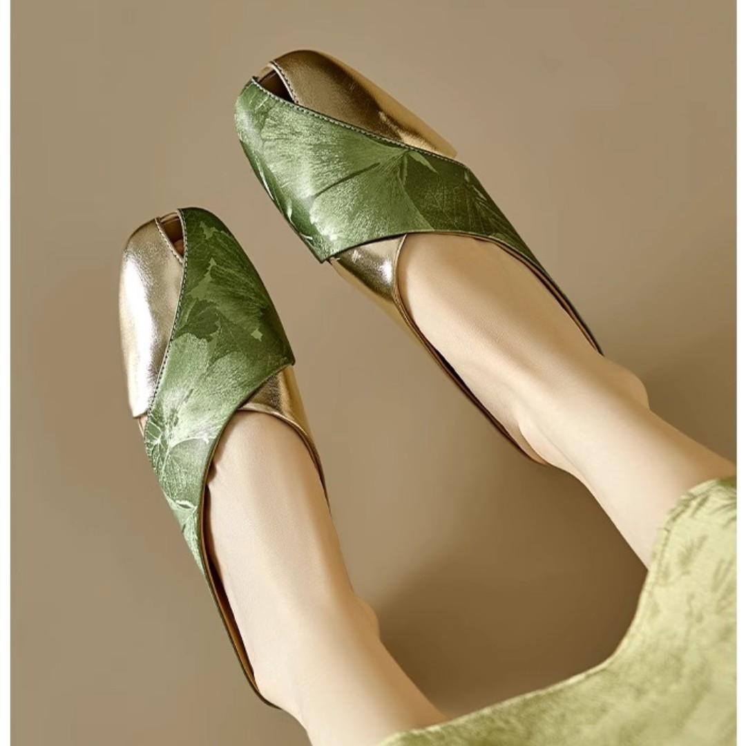 

Новые китайские тапочки-полуботинки с сумкой на носке 2025 лето, высококлассные крутые тапочки, женские, на плоской мягкой подошве, одинарная обувь 35 зелёный