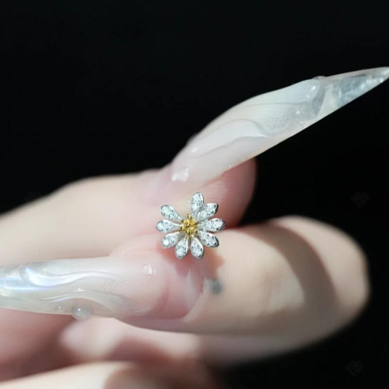 Women Full Diamond Daisy Flower Fashion Stud Earrings Jewelry