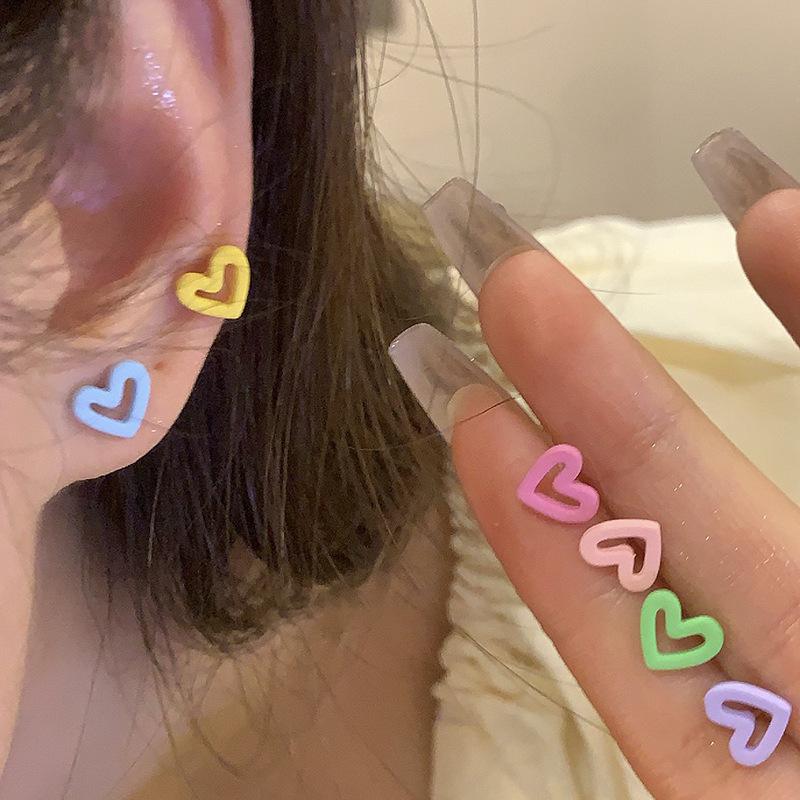 Silver needle dopamine love hollow earrings simple small fresh temperament stud earrings niche fashion versatile earrings