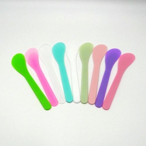 Wopanxye 100-Piece Set of Disposable Spatulas for Cosmetics, Creams, DIY, Portable Storage, Cosmetic Spoons, Skincare Tools, Travel Accessories, 100 P