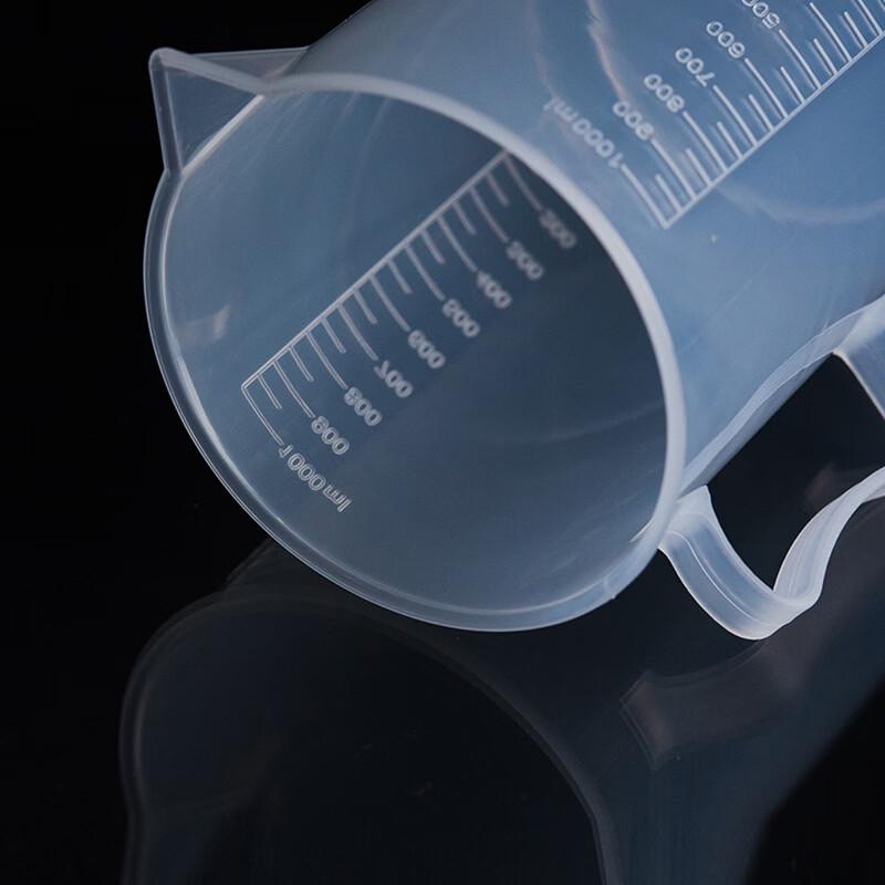 MDNG High-Capacity Plastic Measuring & Mixing Cup Set
