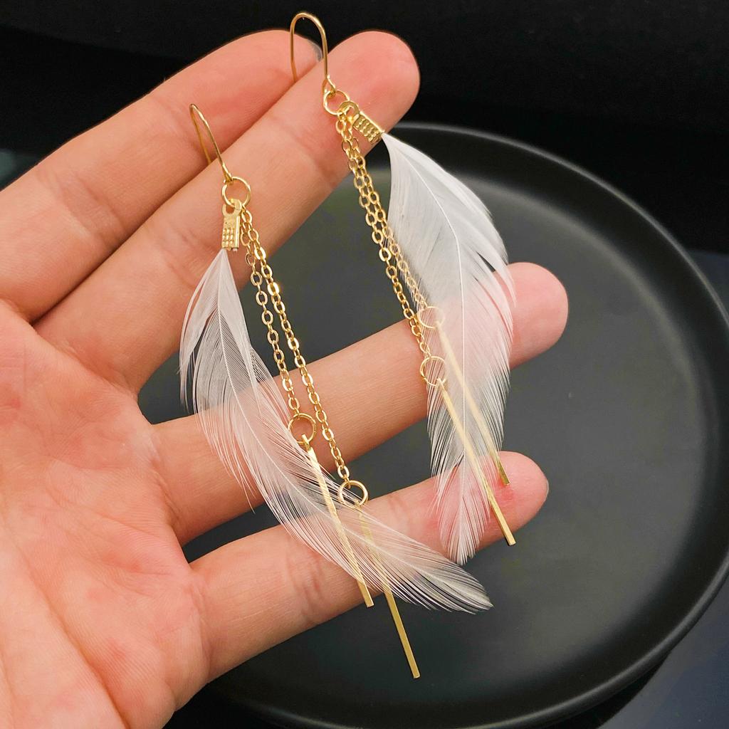 Feather Chain Tassel Design Long Dangle Earrings for Women Bohemian Simple Style Fashion Zircon Female Vacation Ear Ornament