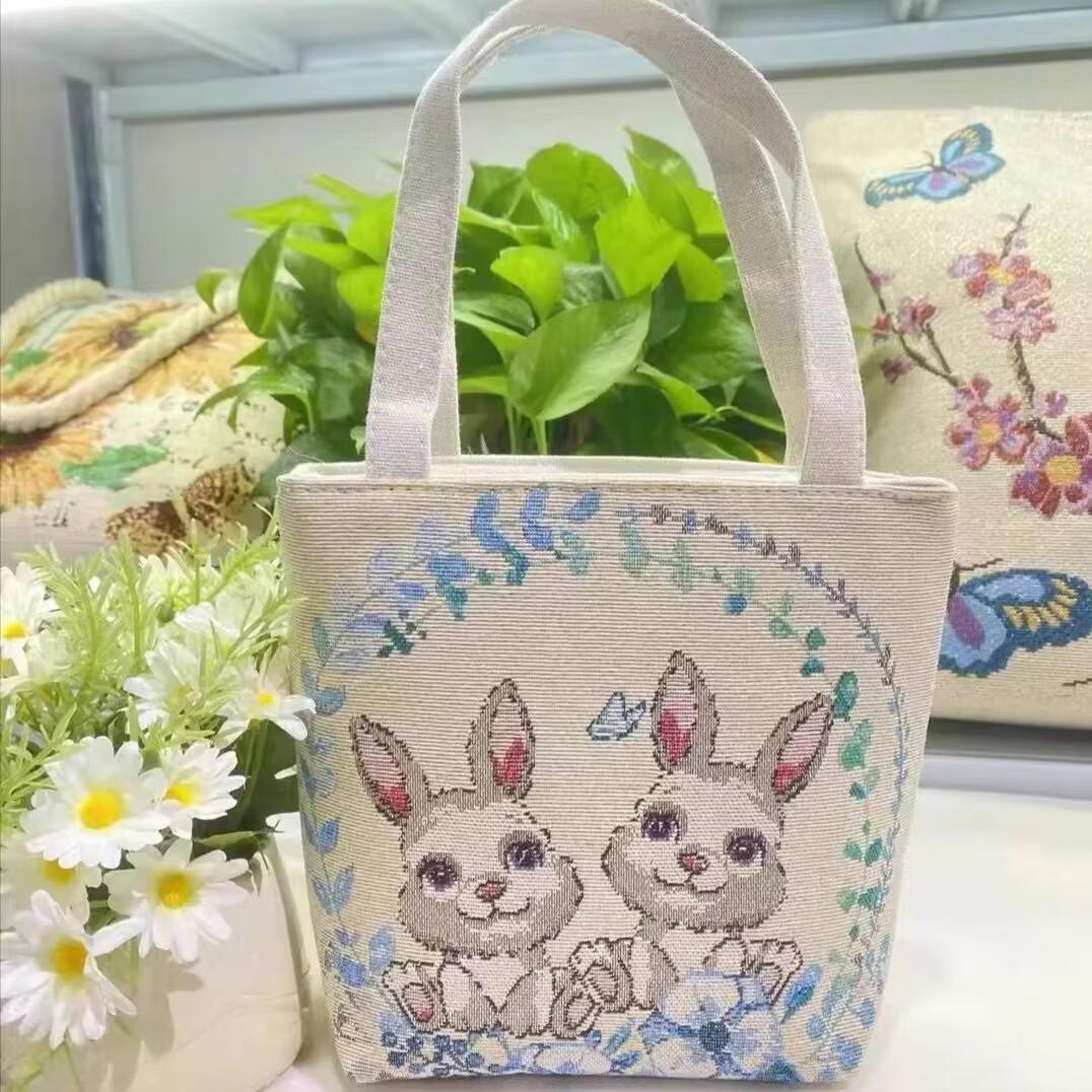 

2024 р. жаккардова сумка з вишитого полотна з мультфільмом – універсальна сумочка на одне плече для роботи та покупок