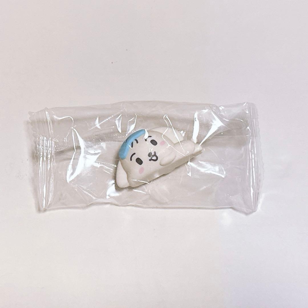 

[USED] ATEEZ 8ROOM POPUP Gacha Figure Yunho