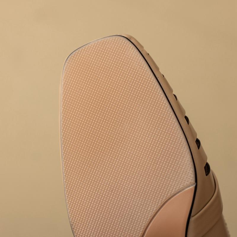 Fashion Women's New Leather, Cowhide, Metal Accessories, Mid Heel, Large Toe, Mueller Slippers, Breathable Perforated Shoes