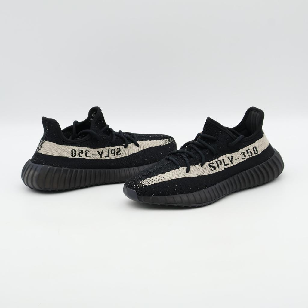 BY1604 adidas Yeezy Boost 350 V2 Core Black White Oreo