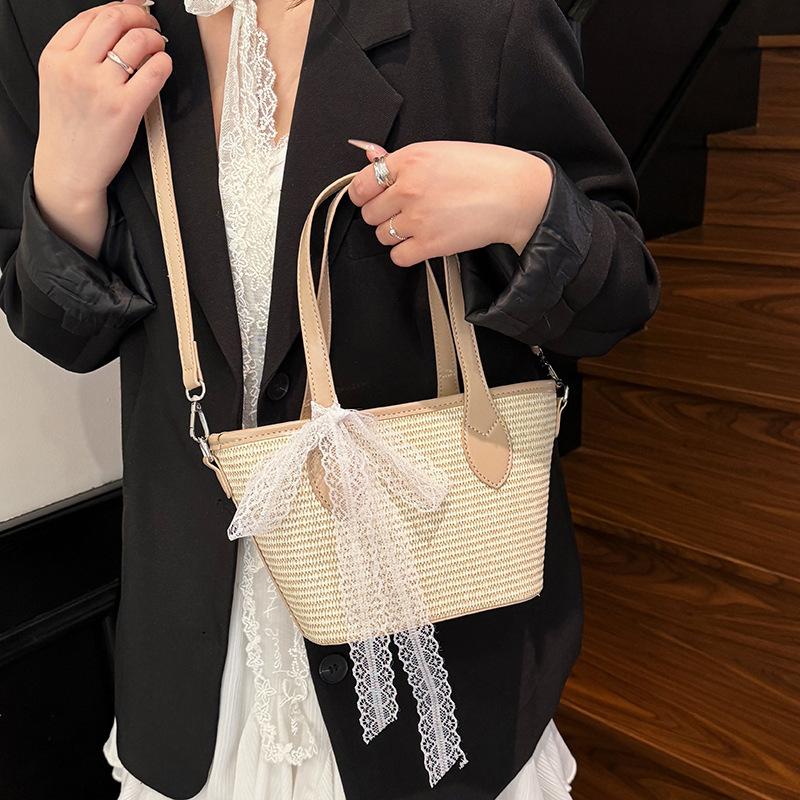 Korean Version of Large-capacity Casual Bucket Bag 2025 New Trendy Vegetable Basket Bag Fashionable One-shoulder Commuting Oblique Span Bag