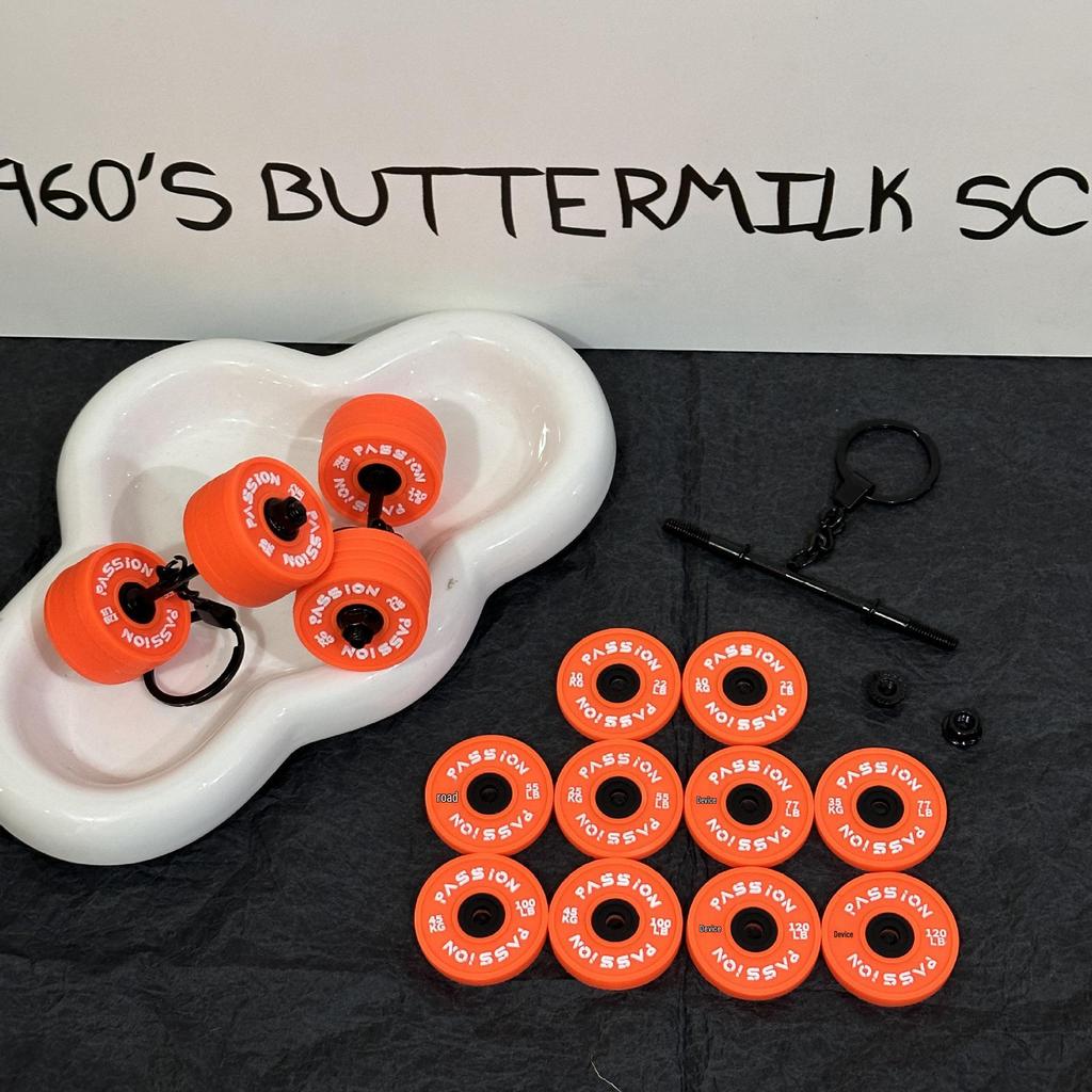 Miu Series Dumbbell Plate Keychain: Trendy Fitness Accessory & Sports Jewelry Gift