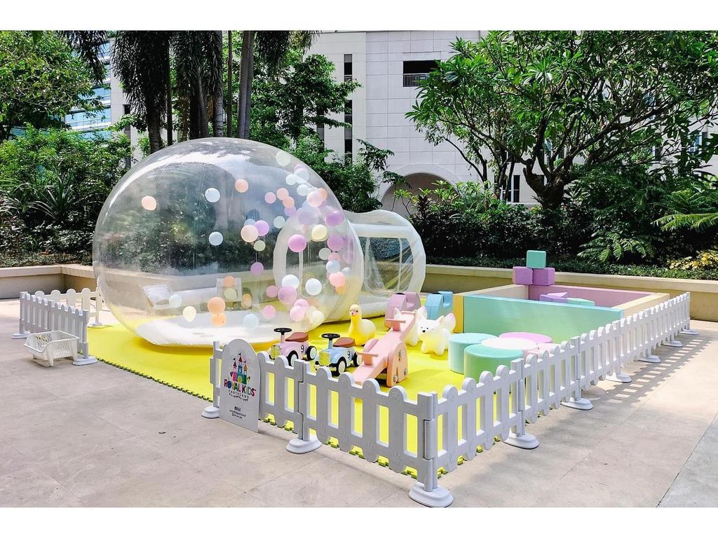Influencer Starry Sky Outdoor Inflatable Bubble Tent – Transparent Camping House