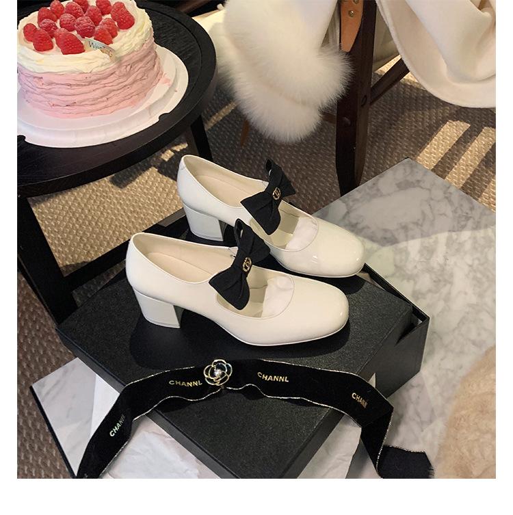 Sheepskin version Xiaoxiangfeng bow shoes leather thick heel single shoes women's one-word strap high heels medium heel Mary Jane shoes