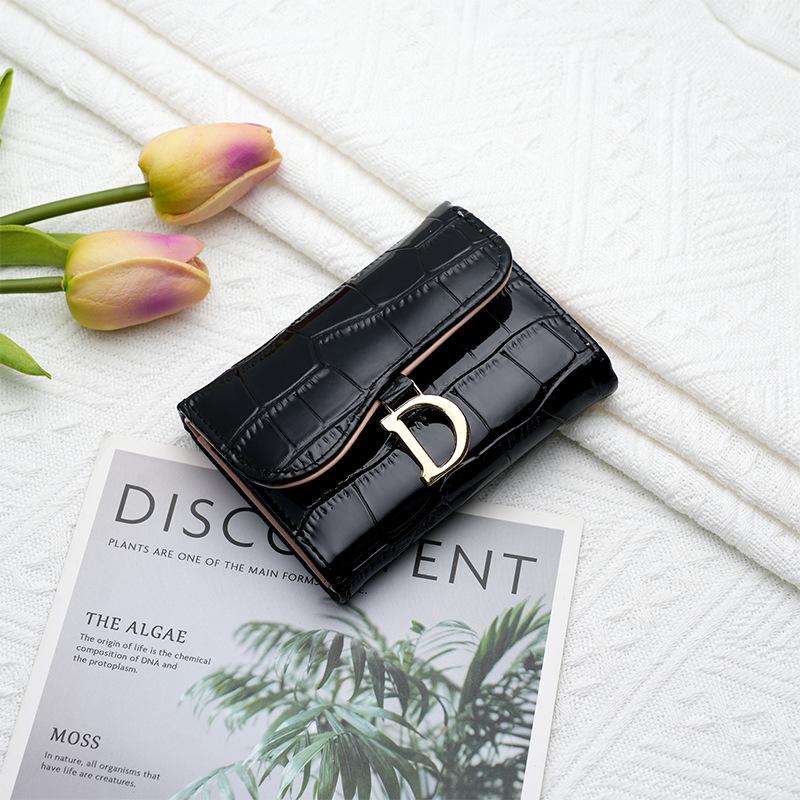 European & American Crocodile Pattern Women's Tri-fold Wallet: High-End, Multifunctional Coin Purse & Card Holder.