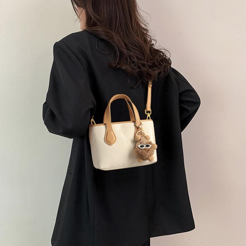 

Bucket bag New leather handbag Crossbody bag Vegetable basket Women s bag Premium hand bag