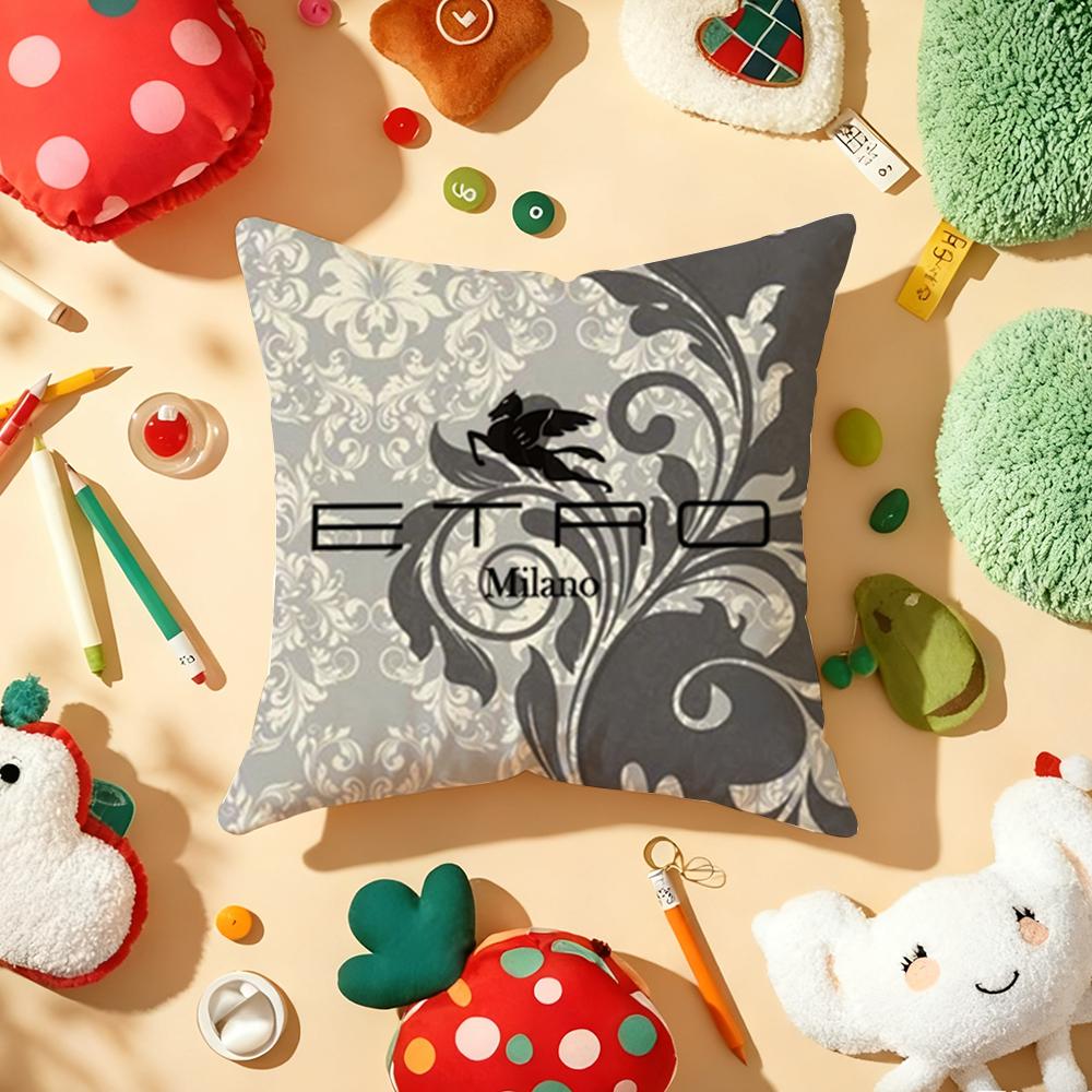 Light Luxury Fashion EETROo Cushion Cover Plush Fabric Soft DoubleSided Printed Sofa Warm Winter Home Gift Pillow Cover