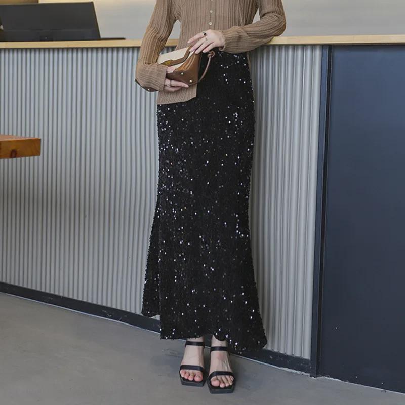 Elegant High-Waist Velvet Fishtail Skirt with Sequins for Autumn