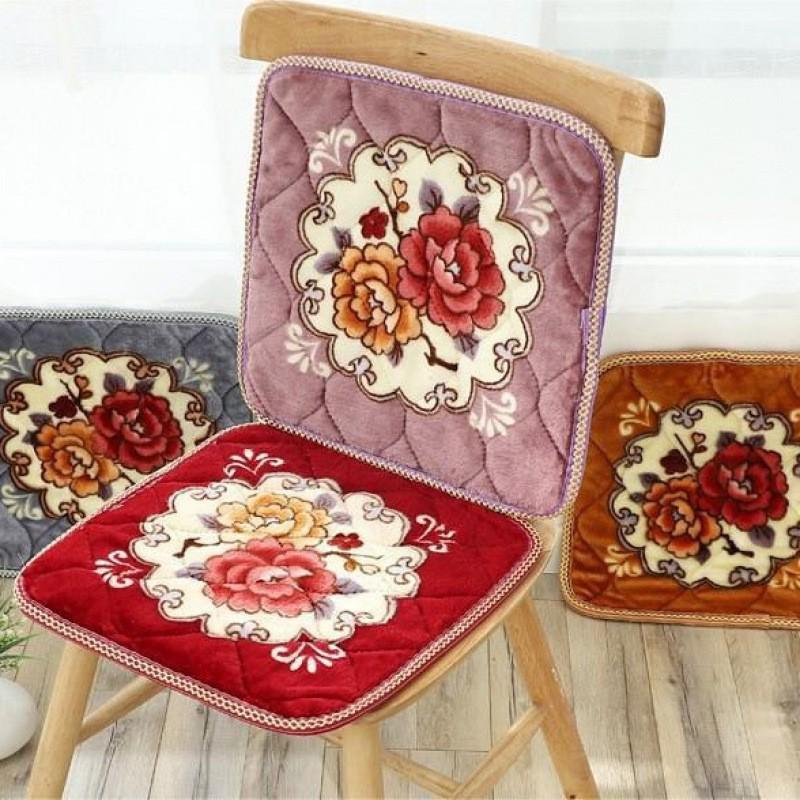 Cozy Flannel Plush Chair Pad: Winter Thickened & Enlarged Cushion for Office, Sofa, or Stool.