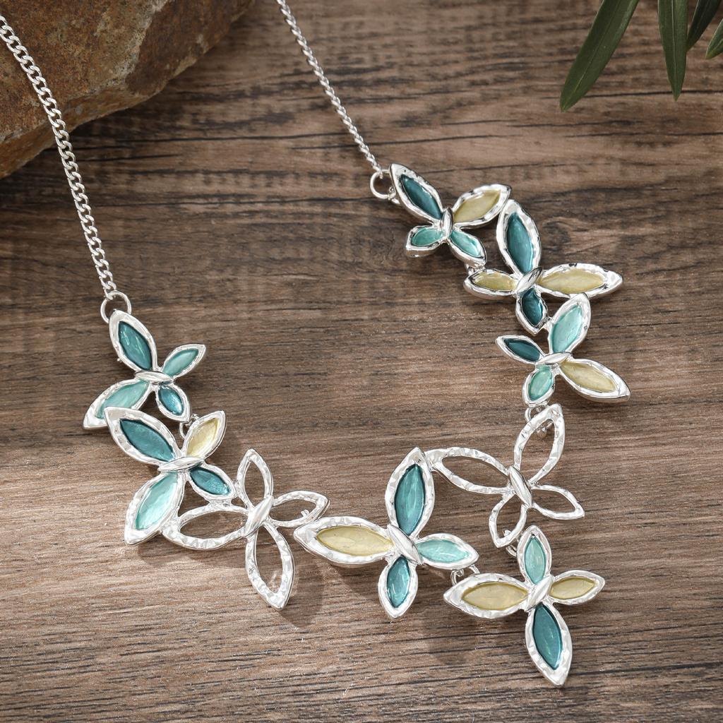 New Color Painting Oil Hollow Butterfly Necklace, Fashionable and High-end Women's Versatile Butterfly Necklace