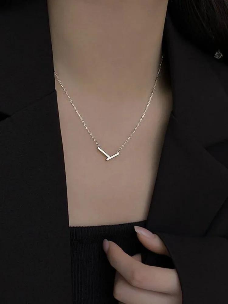 Minimalist Geometric Bar Pendant Necklace Simple V Shape Chain Jewelry Stainless Steel Material for Everyday Wear