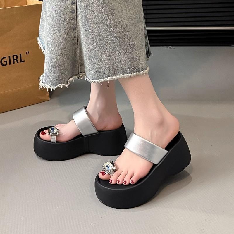 Small height increase super high heel flip-flops women's summer wear muffin bottom cover toe rhinestone thick bottom cool slippers