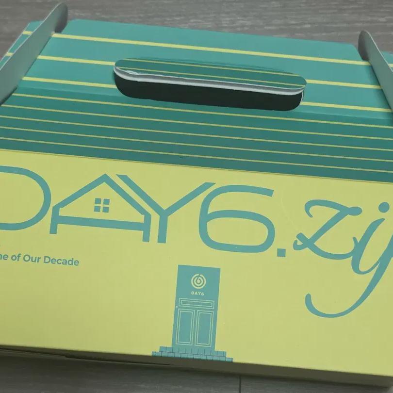 

Day6 Popup Store Gifts