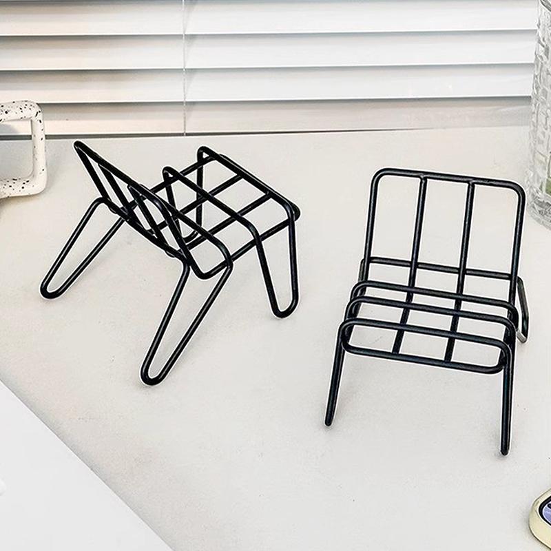 Small Chair Design Iron Mobile Phone Holder Racks Stand Simple Student Creative Desktop Ornaments Home Accessories