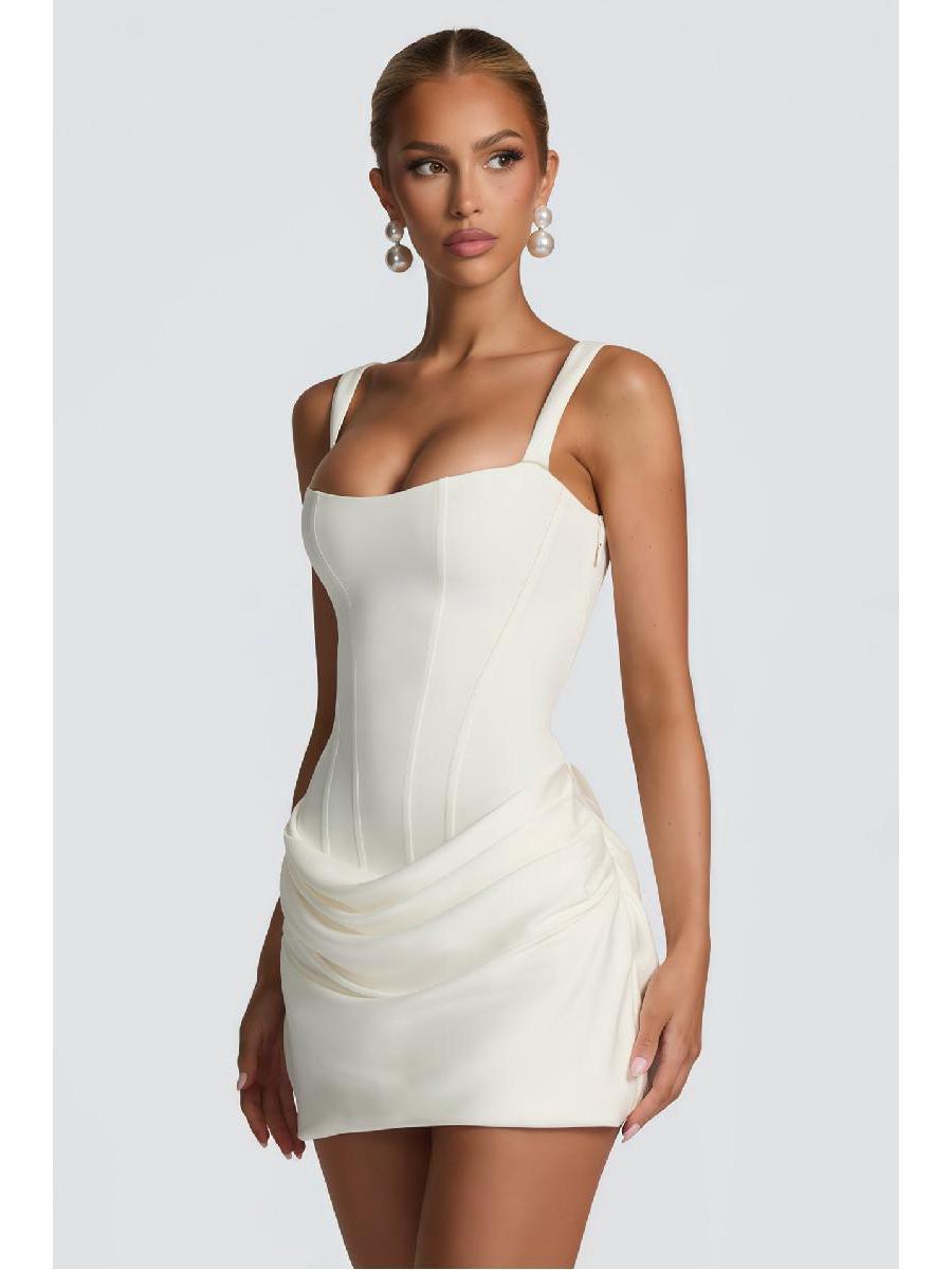 Тонкое платье-камзол с косточками и шнуровкой, весна/лето 2026 S