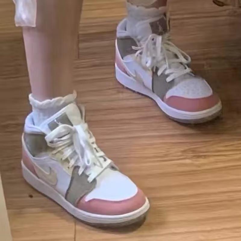 Air Jordan 1 Mid SE GS Pastel Grind Kids Sneakers White Vivid-Green DJ0338-100